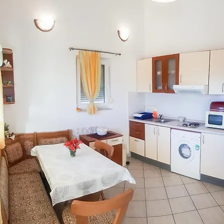 Stef Punta Skala Apartment